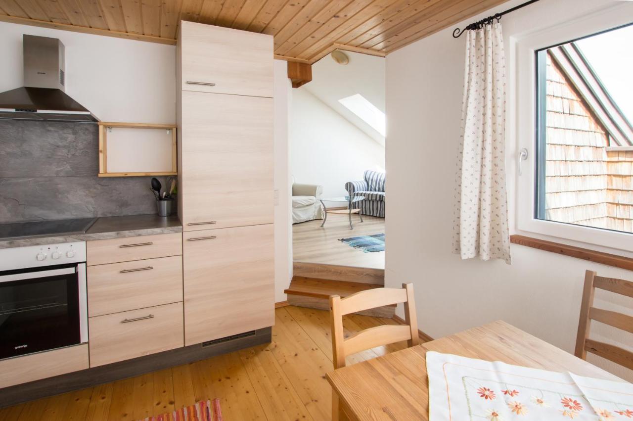 Familienferienhof Stabauer Zell am Moos Exterior foto